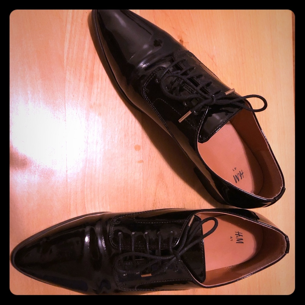 Tie up oxfords